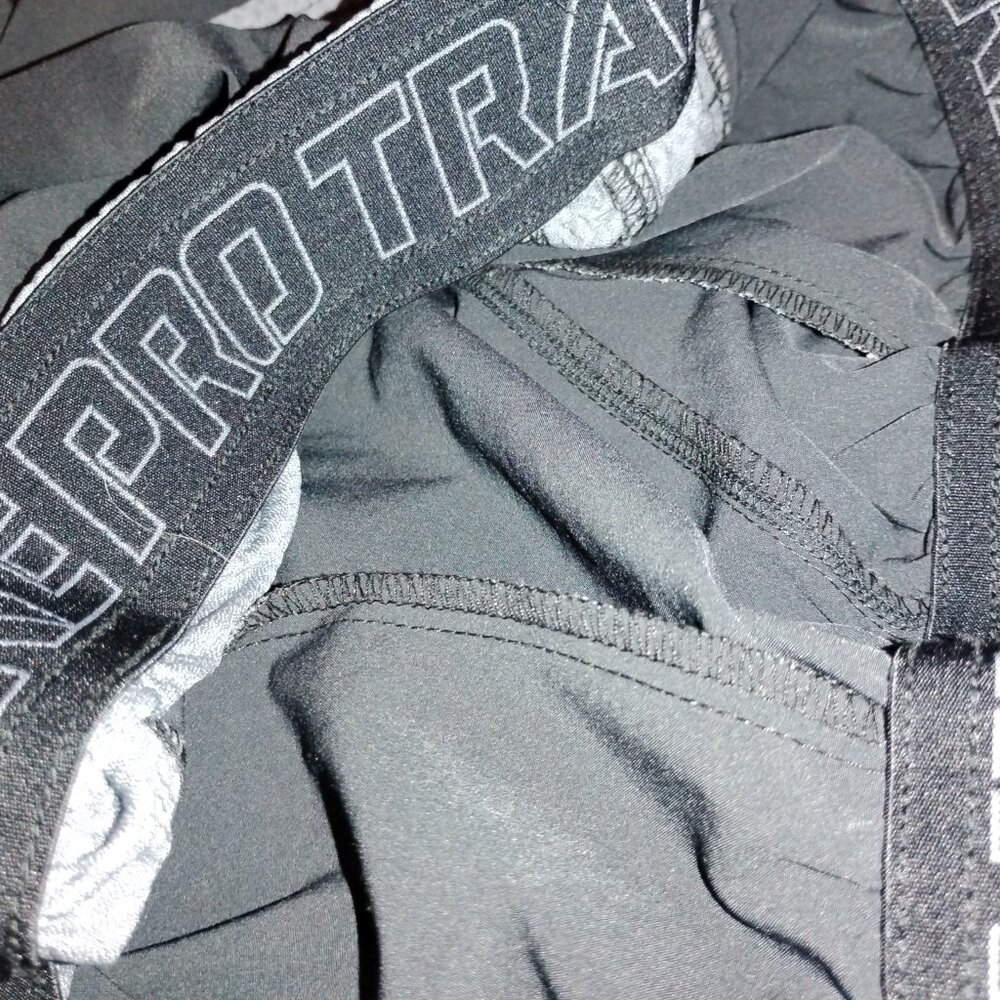 Men's Nike Basketball Shorts - Picture 7 of 8